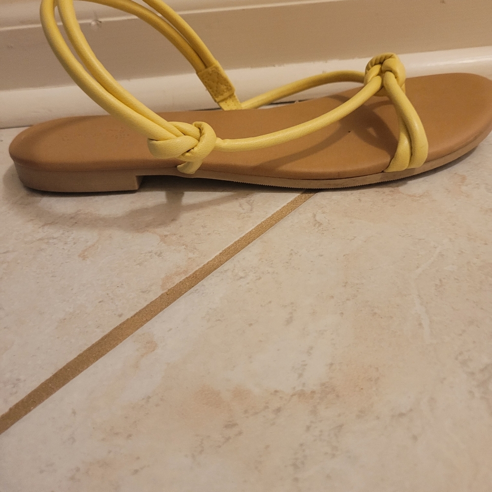 Sandals - Picture 5 of 7